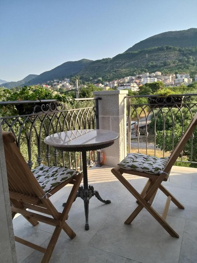 Petivat Gardens Apartamento Exterior foto